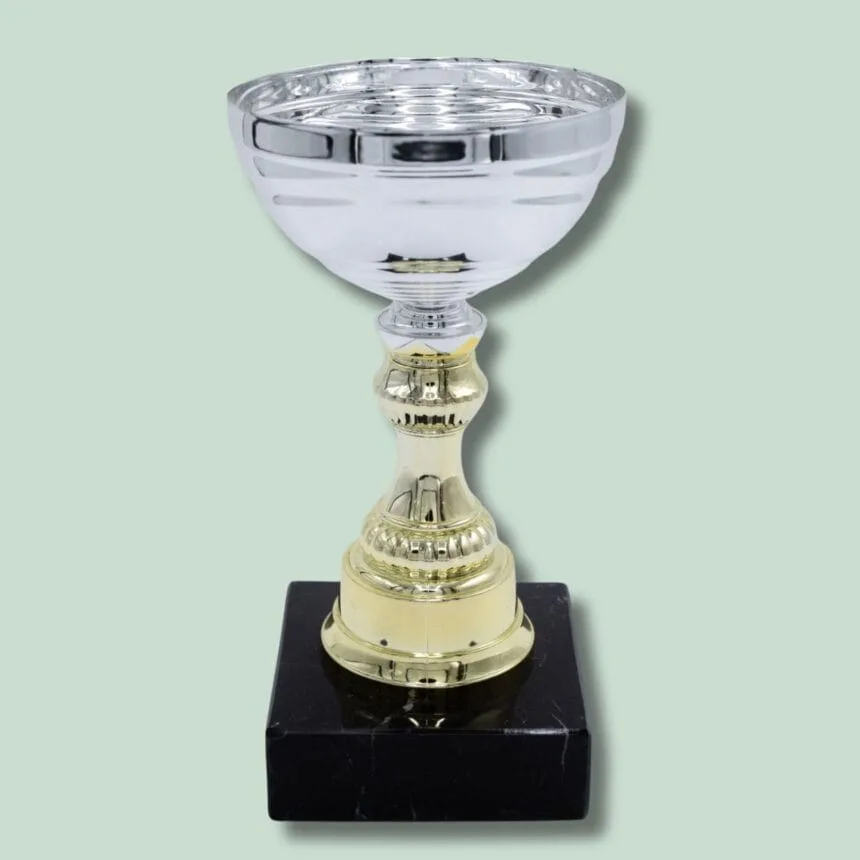 Sølv pokal med marmorbase