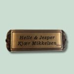 Dørskilt i messing  - Helle og Henriette - Billede 3