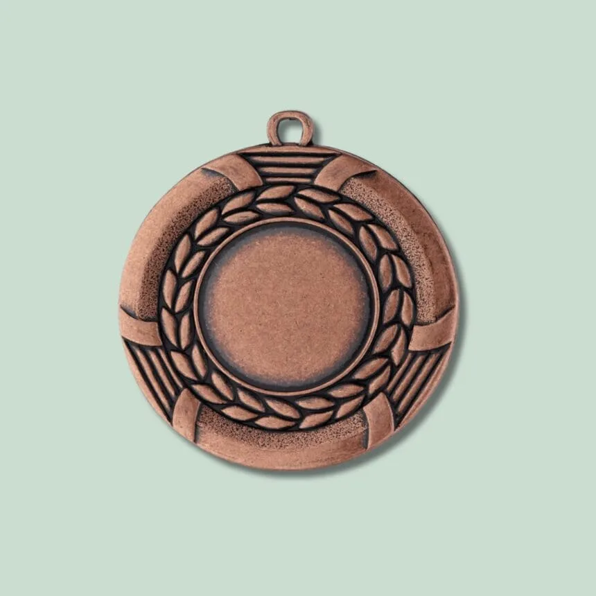 Bronzemedalje med detaljeret mønster