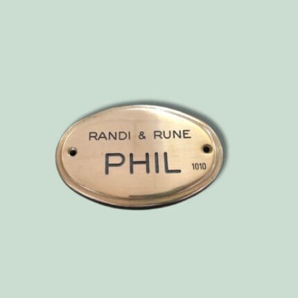Messingplade med navnene Randi og Rune, PHIL