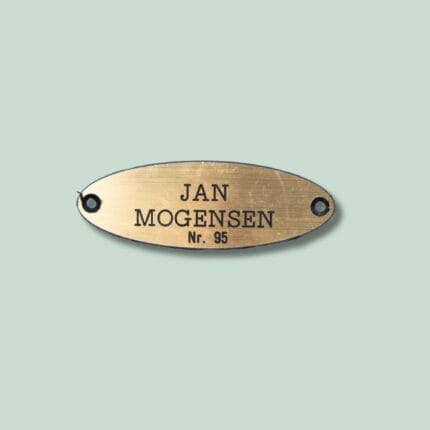 Messingnavneskilt med Jan Mogensen, nummer 95.