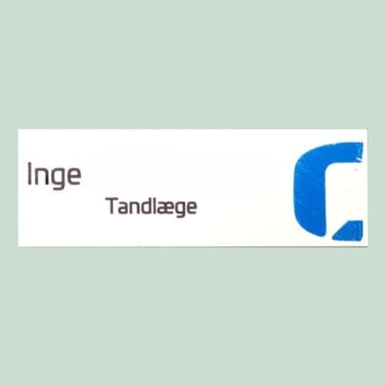 Logo for Inge Tandlæge med blåt symbol