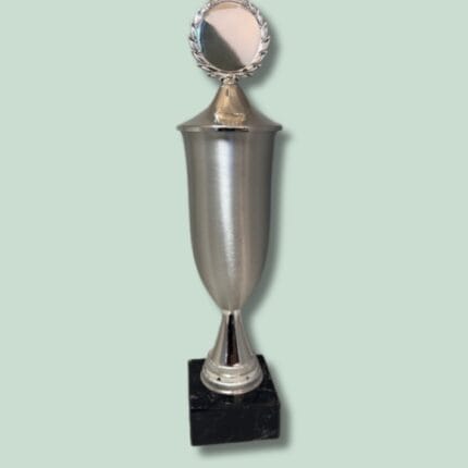 Silver trofæ med sort sokkel