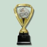 Guld cykeltrofæ med skive dekoration
