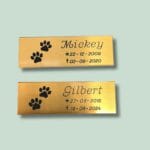 Mindetavler for kæledyr Mickey og Gilbert
