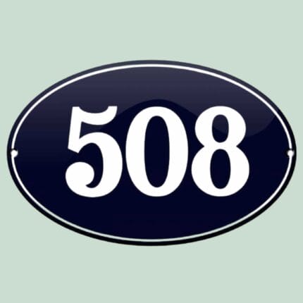 Sort ovalt skilt med tallet 508